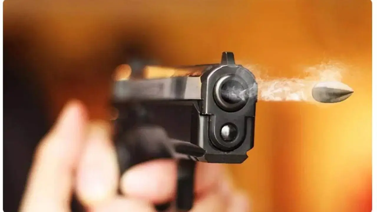 पटना में महाशिवरात्रि पर खुलेआम गोलीबारी, बाइक सवार बदमाशों ने दो युवकों को किया घायल