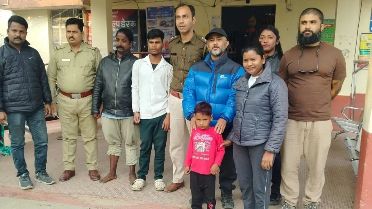 गजब का मामला! बंगाल से अपहृत बच्चा पूर्णिया के खानाबदोश टेंट में बरामद