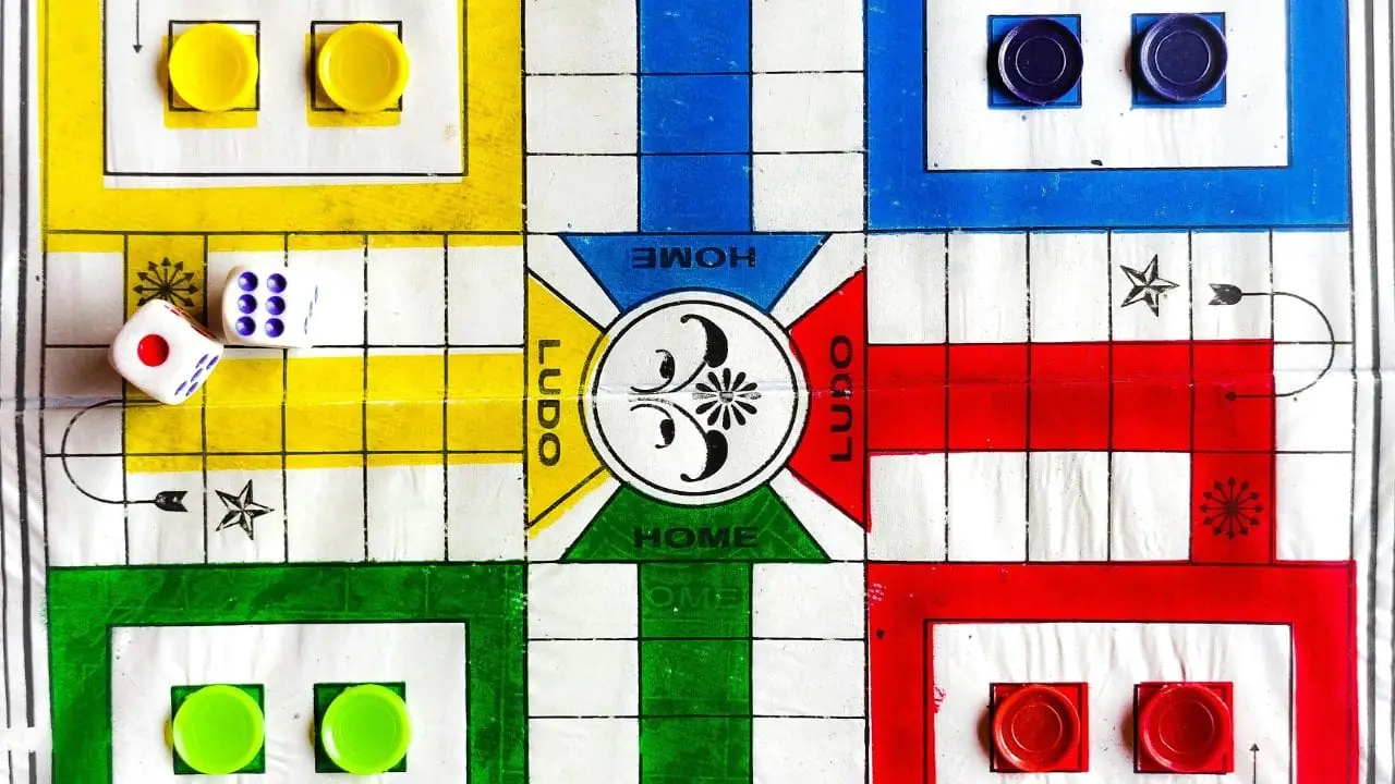 लूडो के आखिरी मोहरे पर भड़का विवाद, दोस्त ने मार दी गोली