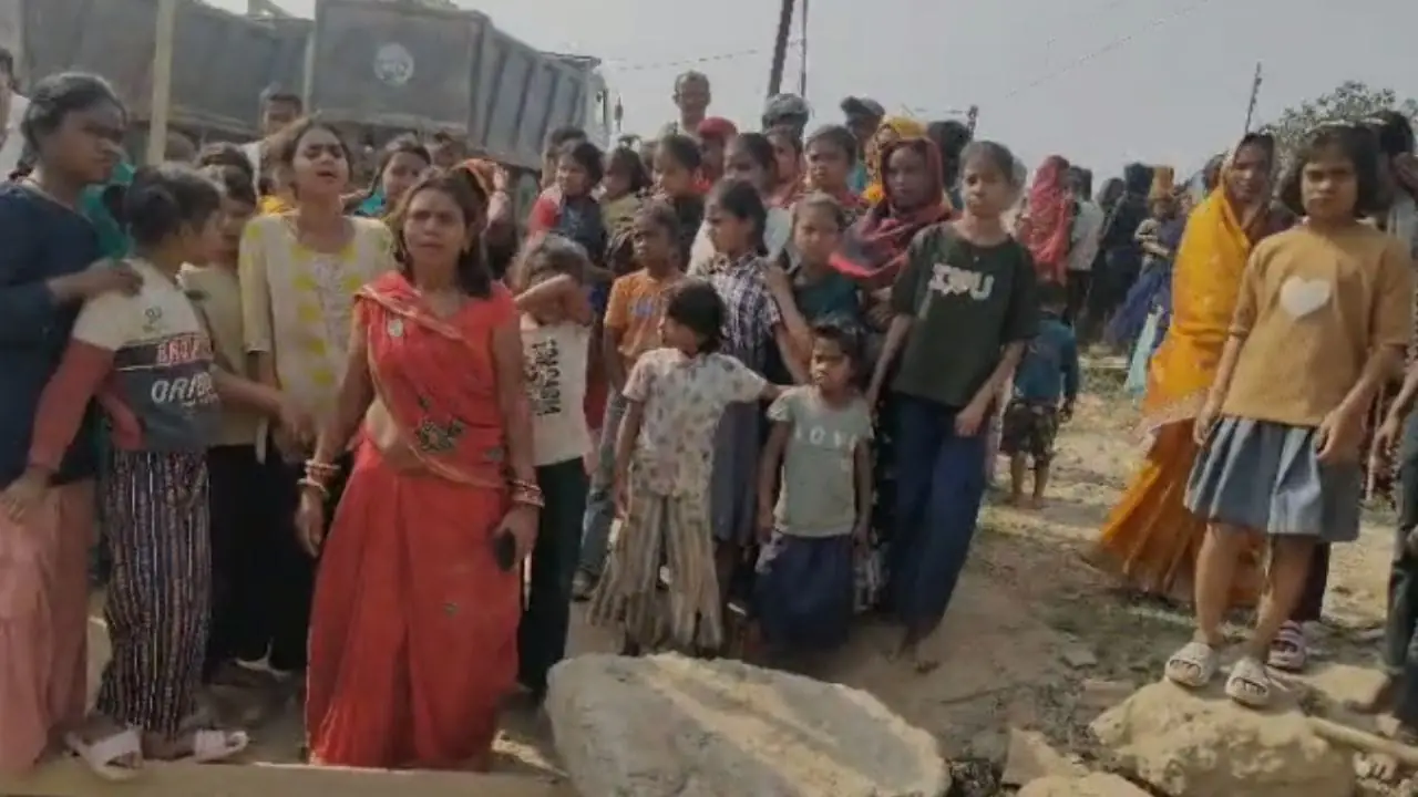 बिहार: प्रेमी के परिजनों की पिटाई से तंग आकर विवाहिता ने लगाई पुल से छलांग