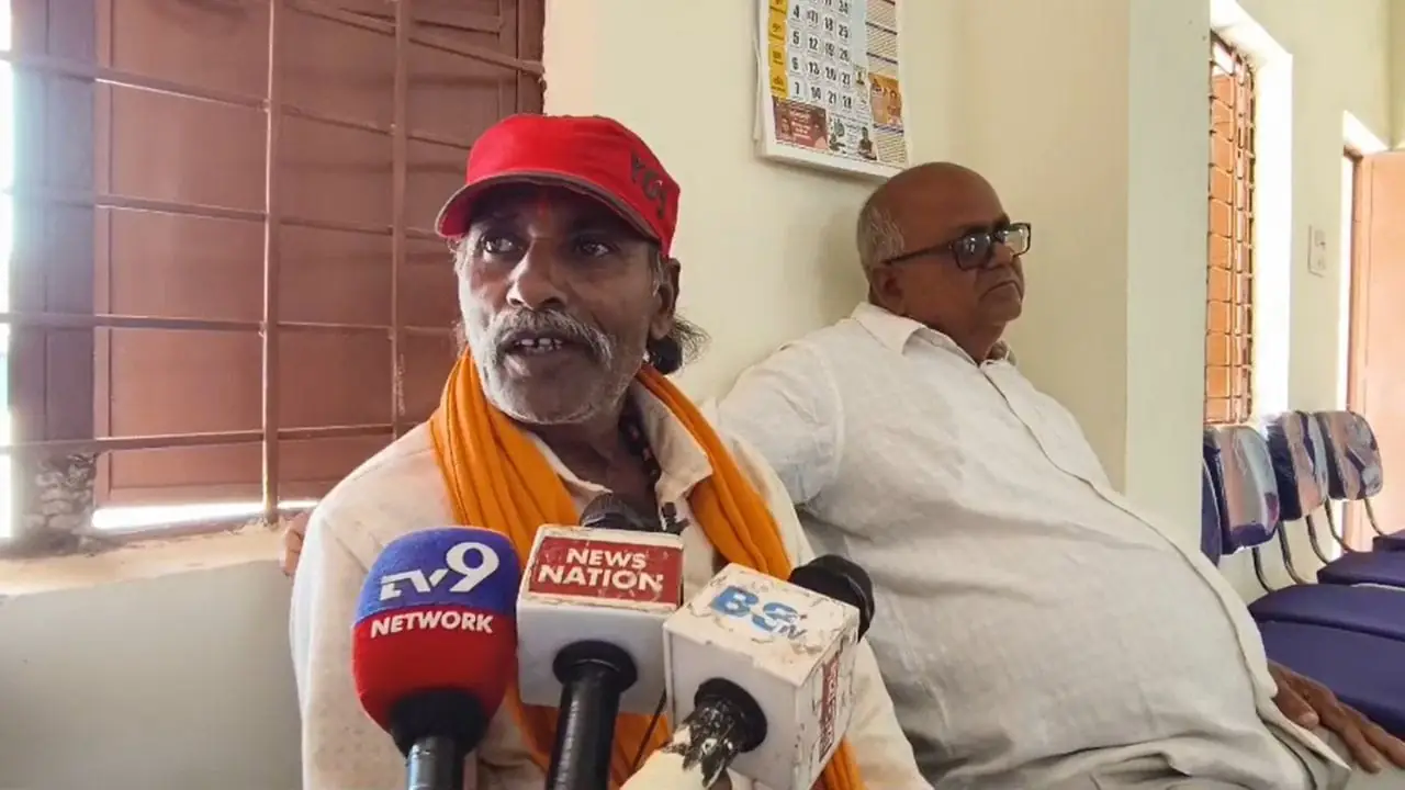 छत्तीसगढ़: सरकारी स्कूल के 35 बच्चों ने काटे हाथ, गांव सन्नाटे में