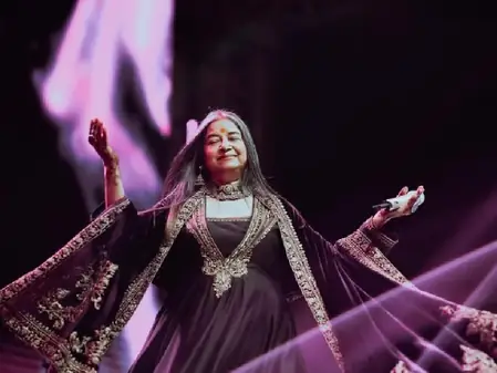 पिछले जन्म में मेरा दिल टूटा हुआ रहा होगा,