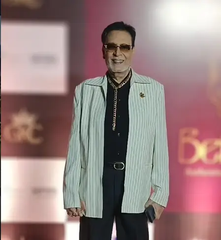 संस्थागत