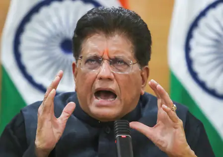 परिवार की कॉम्प्रोमाइज राजनीति को बढ़ा रहे राहुल