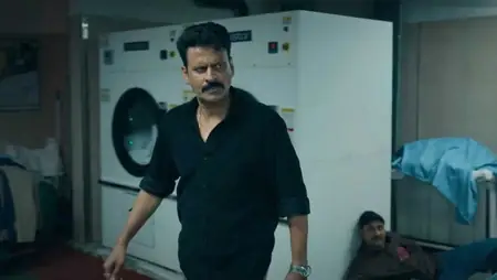 घूसखोर पंडित