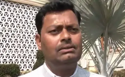 तेजस्वी