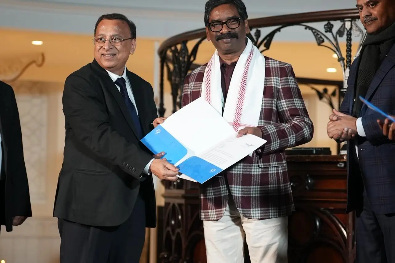 झारखंड CM हेमंत सोरेन और नवीन जिंदल समूह की लंदन में महत्वपूर्ण बैठक