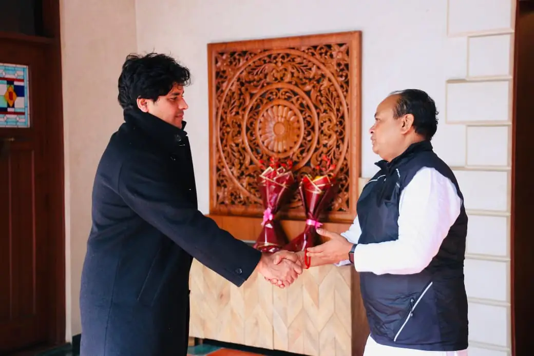 झारखंड मंत्री इरफान अंसारी की इमरान प्रतापगढ़ी से महत्वपूर्ण मुलाकात