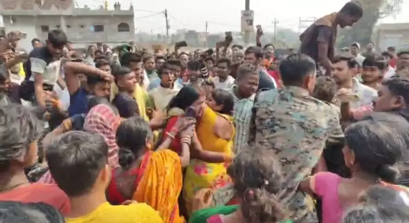 बच्चा चोरी की अफवाह पर धनबाद में महिलाओं पर हमला