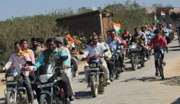 पत्थलगड़ा में यूजीसी के पक्ष में मोटरसाइकिल रैली का आयोजन