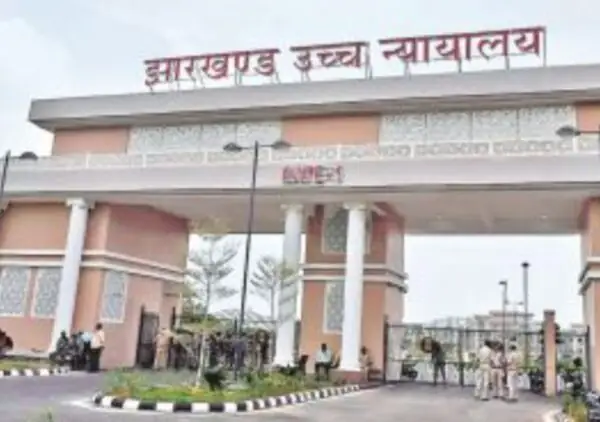 झारखंड हाईकोर्ट: जस्टिस से झड़प के बाद वकील महेश तिवारी ने मांगी माफी