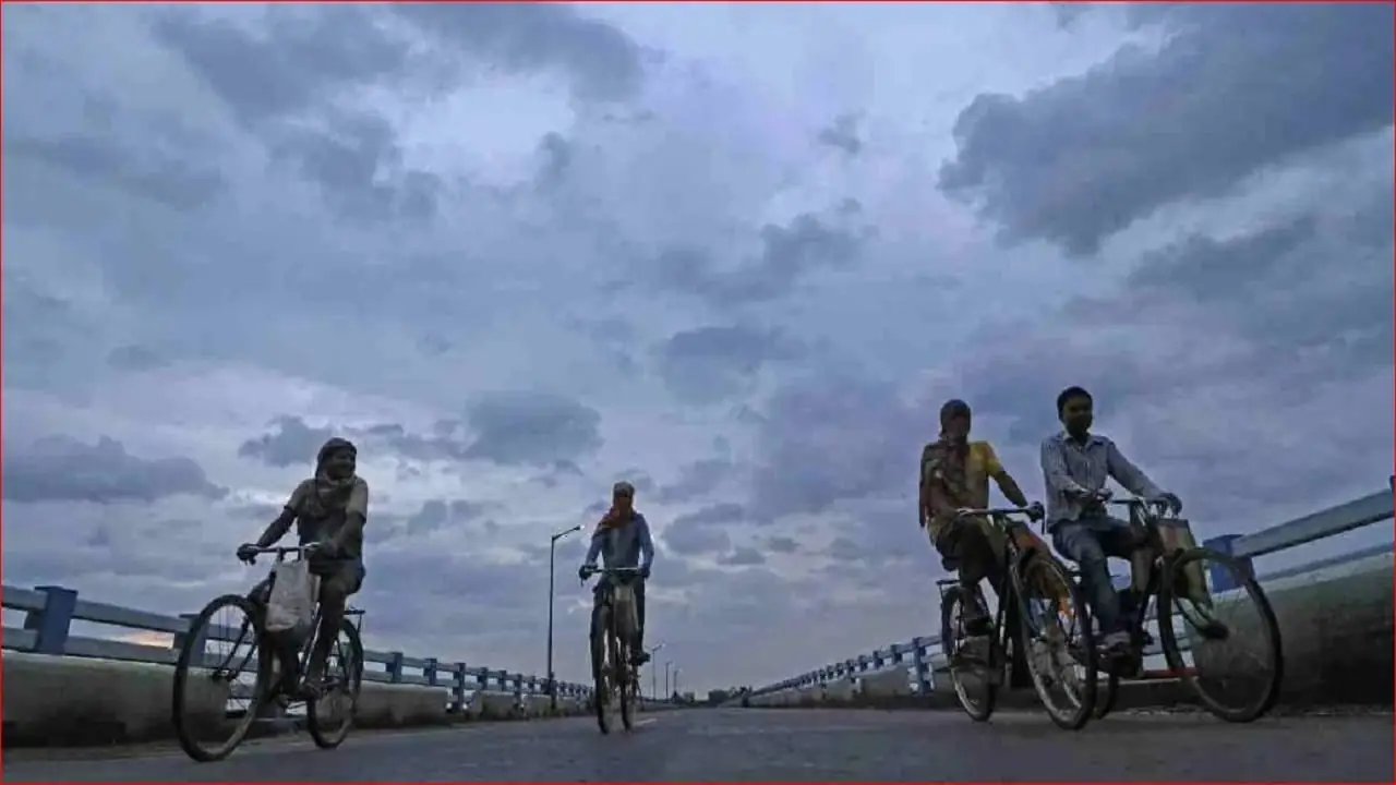 दिल्ली में गर्मी का असर या सर्दी की वापसी? पूरे देश में मौसम का उलटफेर